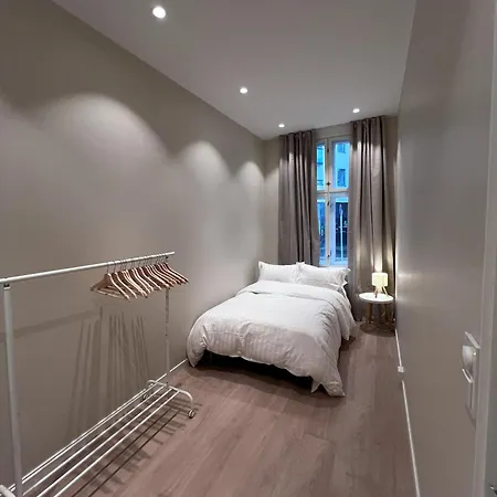 6 Soverom I Moderne Sentralt I Sentrum Apartment *