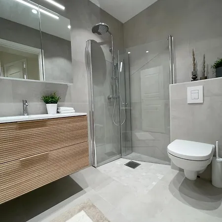 Apartment 6 Soverom I Moderne Sentralt I Sentrum